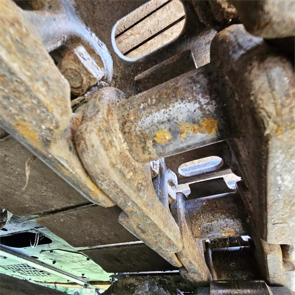 Lánctalpas kotró Hitachi ZX130 LCN Zaxis: 42 kép.