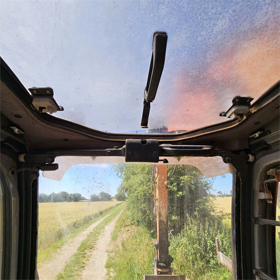 Lánctalpas kotró Hitachi ZX130 LCN Zaxis: 17 kép.