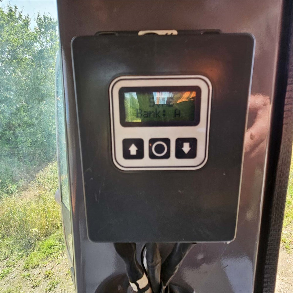 Lánctalpas kotró Hitachi ZX130 LCN Zaxis: 22 kép.