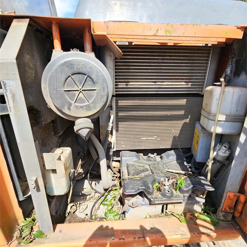 Lánctalpas kotró Hitachi ZX130 LCN Zaxis: 30 kép.