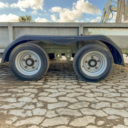 Autó utánfutó Ifor Williams 6: 9 kép.