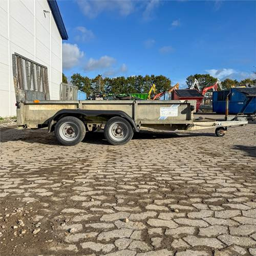 Ifor Williams 6 - Autó utánfutó: 1 kép. Ifor Williams 6 - Autó utánfutó: 1 kép.