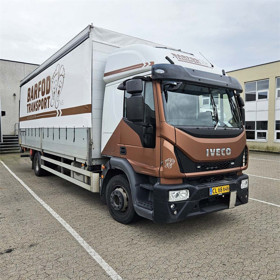 Iveco Eurocargo - Ponyvás teherautó: 1 kép. Iveco Eurocargo - Ponyvás teherautó: 1 kép.