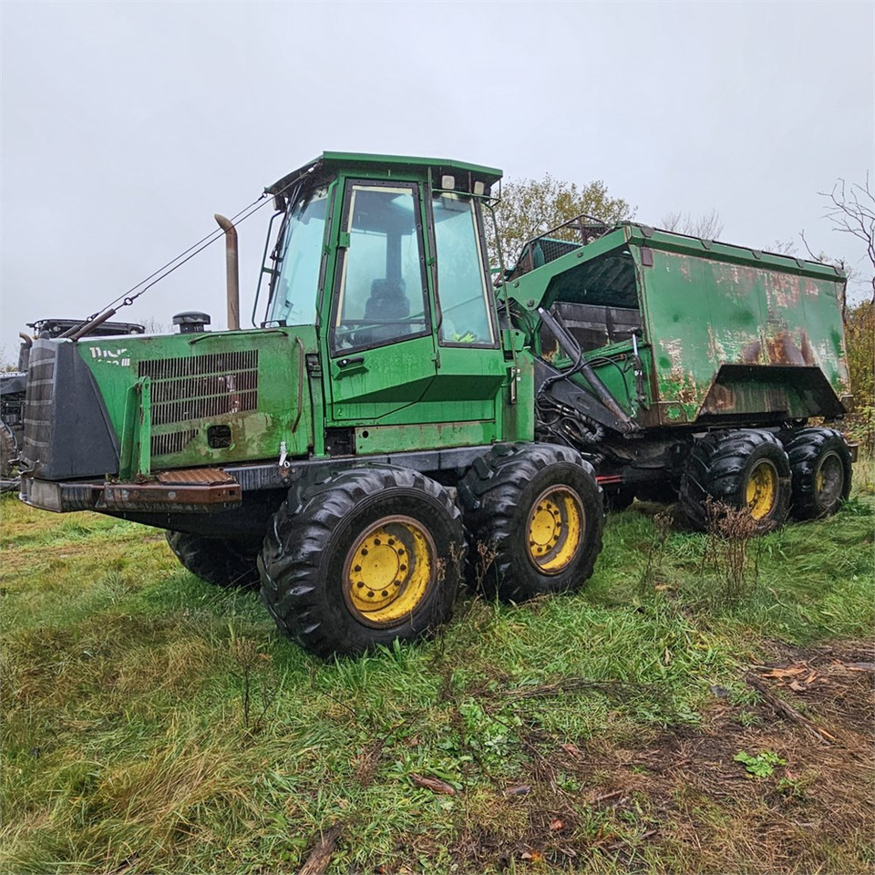 John Deere 500 III - Kihordó: 1 kép. John Deere 500 III - Kihordó: 1 kép.