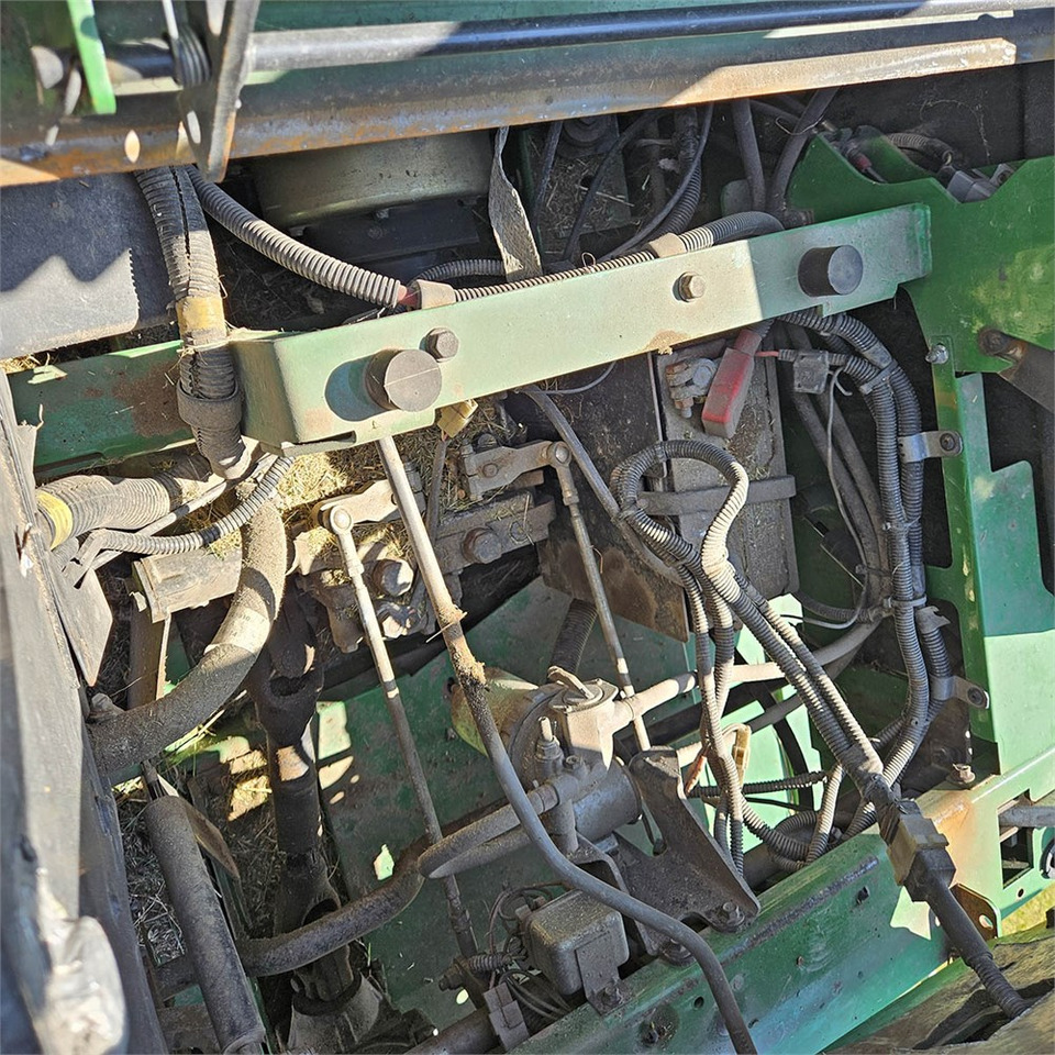 Kerti fűkasza John Deere Z997R 60RD: 18 kép. Kerti fűkasza John Deere Z997R 60RD: 18 kép.