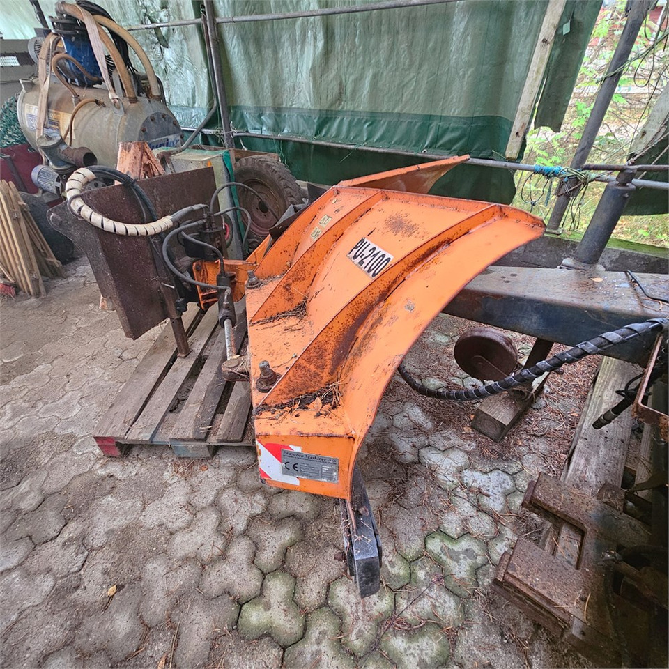 Kacper PU2100A - Hóeke: 2 kép. Kacper PU2100A - Hóeke: 2 kép.