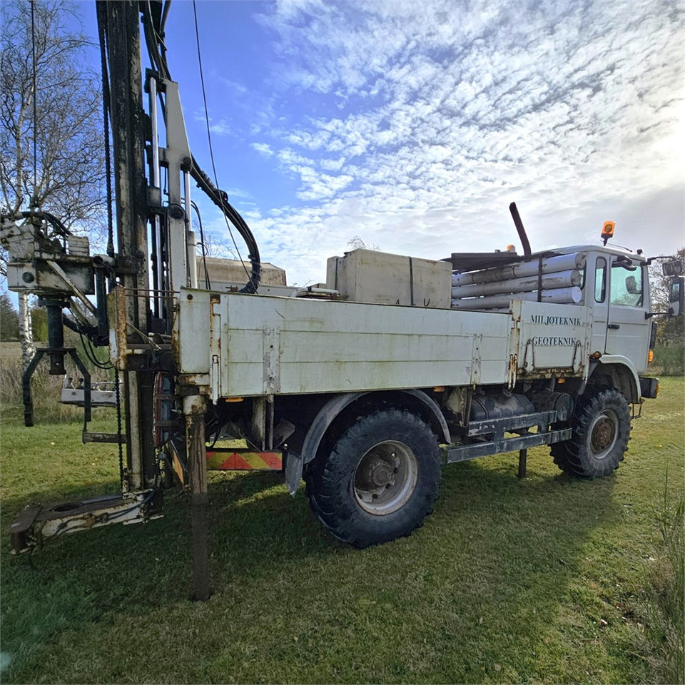 Knebel Hy-79 - Fúrógép: 5 kép. Knebel Hy-79 - Fúrógép: 5 kép.