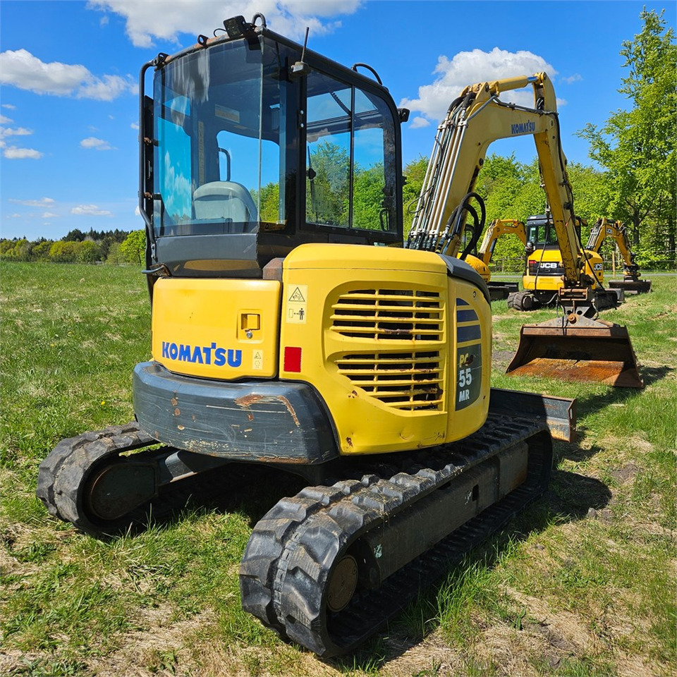 Komatsu PC 55 MR-3 - Minikotró: 5 kép. Komatsu PC 55 MR-3 - Minikotró: 5 kép.