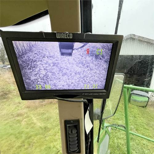 Önjáró szecskázógép Krone BiG X V8: 30 kép. Önjáró szecskázógép Krone BiG X V8: 30 kép.