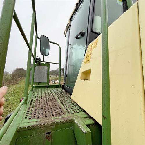 Önjáró szecskázógép Krone BiG X V8: 48 kép. Önjáró szecskázógép Krone BiG X V8: 48 kép.