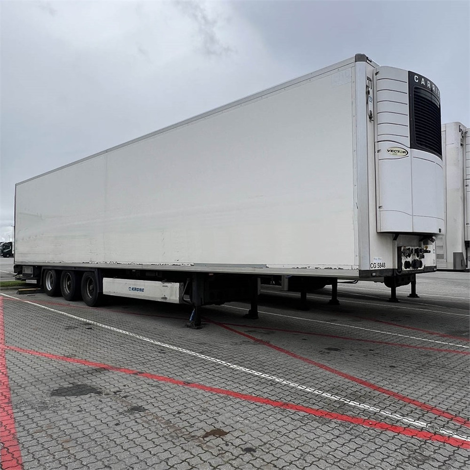 Krone Refrigerated trailer - Félpótkocsi hűtős: 1 kép. Krone Refrigerated trailer - Félpótkocsi hűtős: 1 kép.