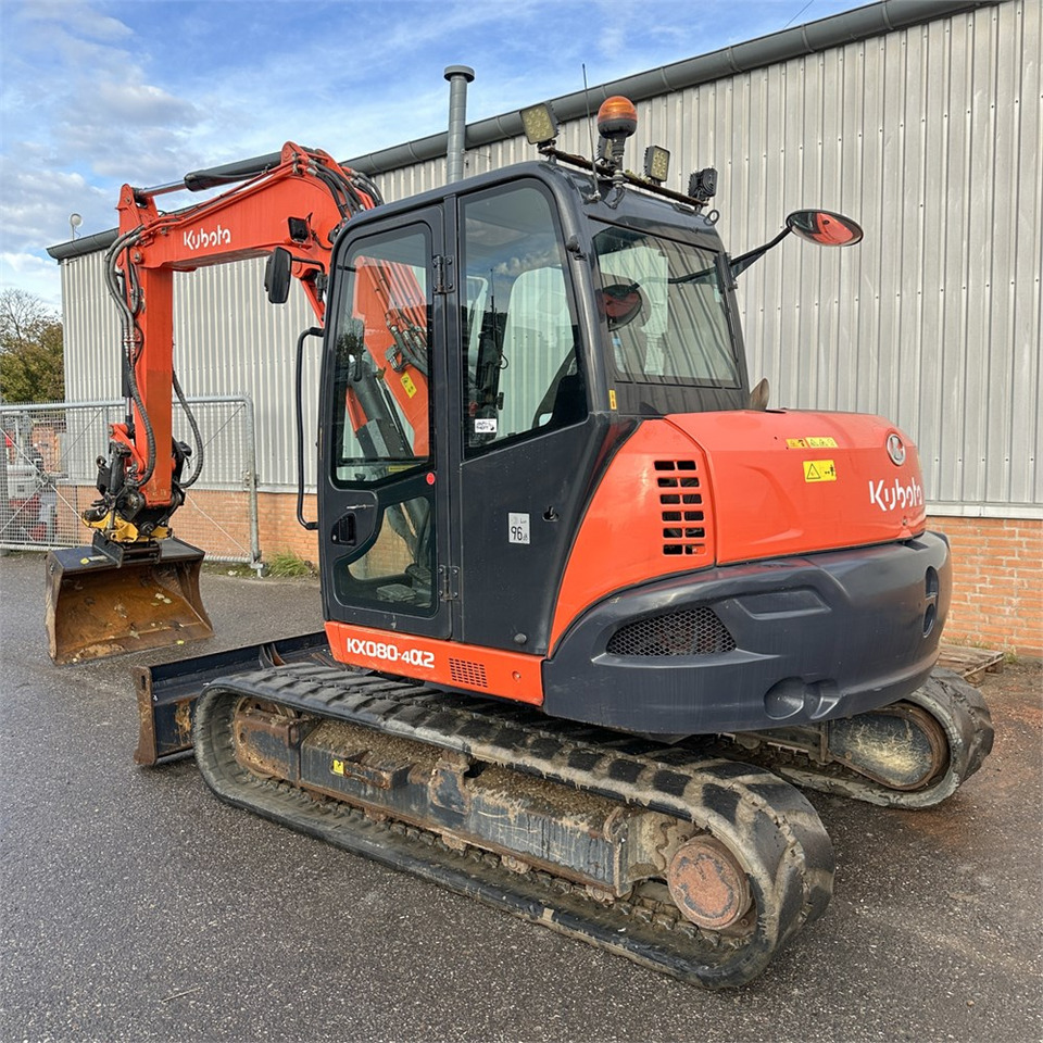 Kubota KX080-4 A2 - Minikotró: 3 kép. Kubota KX080-4 A2 - Minikotró: 3 kép.