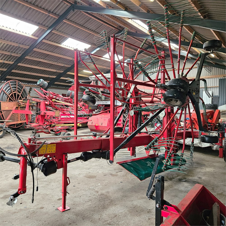 Kverneland 9590C - Szálastakarmány betakarítás gépei: 5 kép. Kverneland 9590C - Szálastakarmány betakarítás gépei: 5 kép.