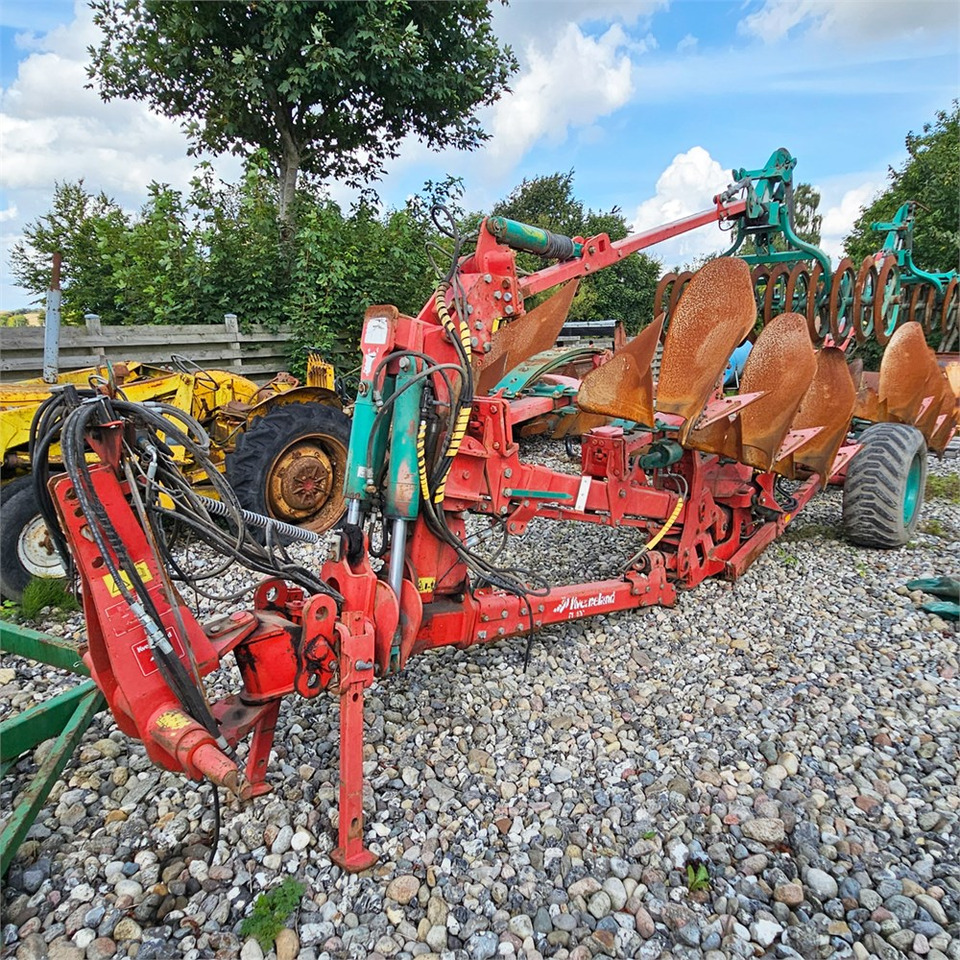 Kverneland PL 100 - Eke: 1 kép. Kverneland PL 100 - Eke: 1 kép.