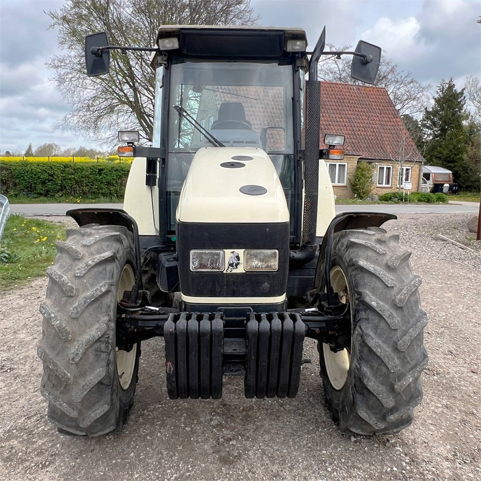 Lamborghini 950 VDT PREMIUM - Traktor: 2 kép. Lamborghini 950 VDT PREMIUM - Traktor: 2 kép.