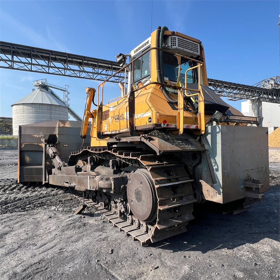Liebherr PR 764 - Buldózer: 5 kép. Liebherr PR 764 - Buldózer: 5 kép.