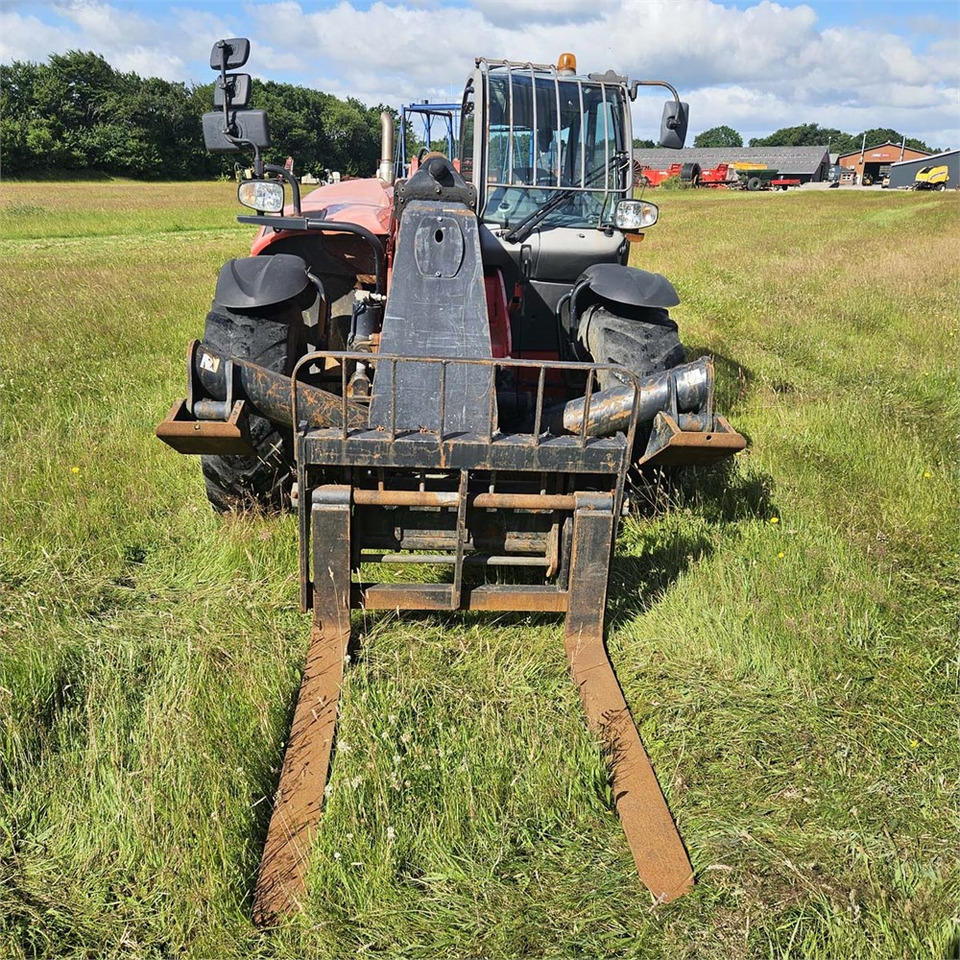 Teleszkópos rakodó Manitou MT 1135: 9 kép.