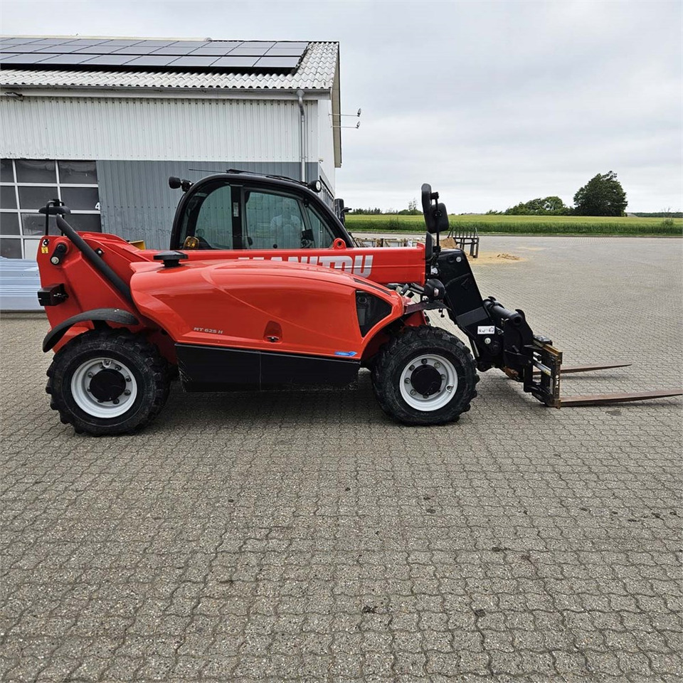 Manitou MT625 H - Teleszkópos rakodó: 2 kép. Manitou MT625 H - Teleszkópos rakodó: 2 kép.