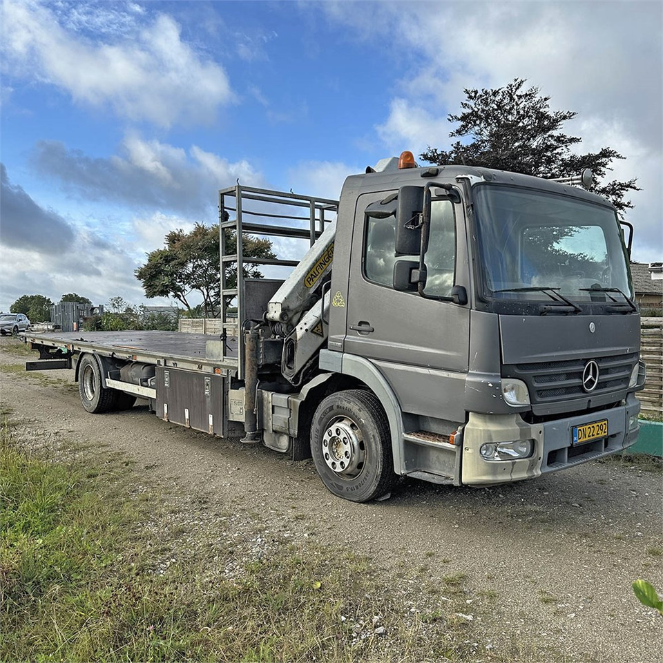 Mercedes Atego 1524 LL - Platós teherautó, Darus autó: 2 kép. Mercedes Atego 1524 LL - Platós teherautó, Darus autó: 2 kép.