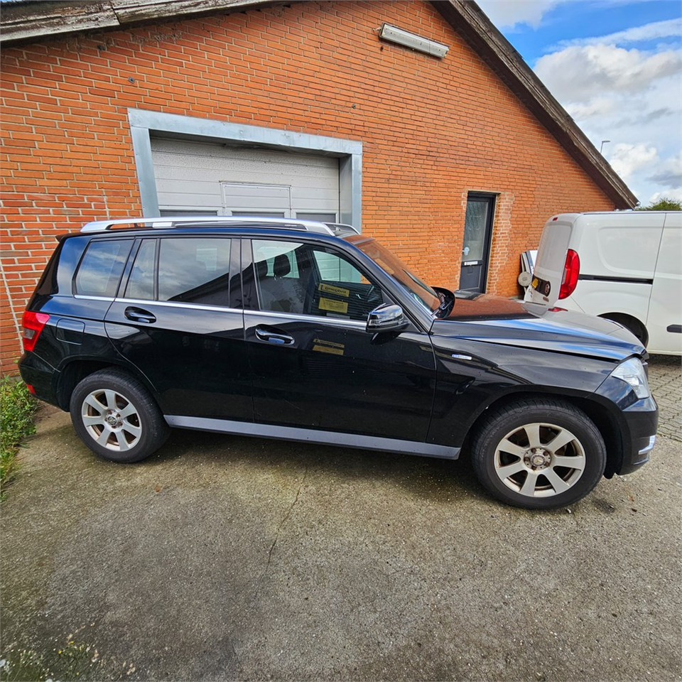 Mercedes GLK 220 CDI 4m Be - Autó: 5 kép. Mercedes GLK 220 CDI 4m Be - Autó: 5 kép.