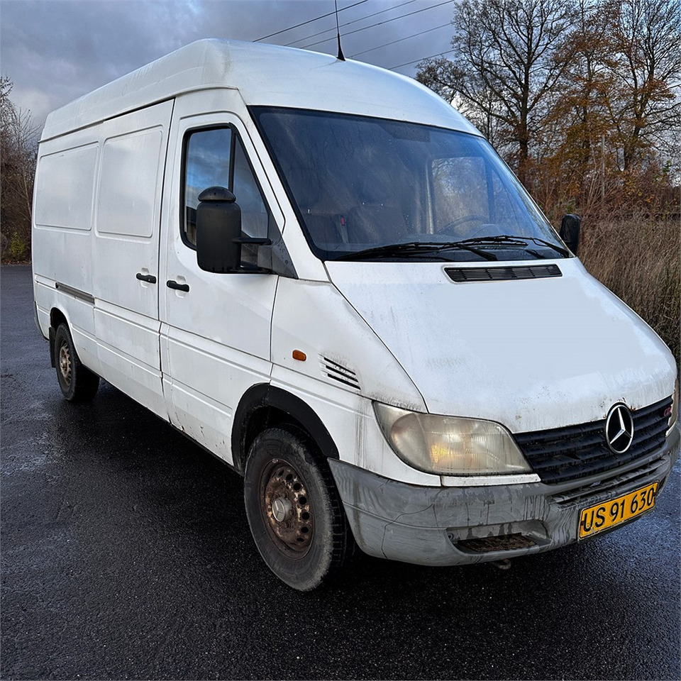 Mercedes SPRINTER 316 CDI-35 - Furgon: 1 kép. Mercedes SPRINTER 316 CDI-35 - Furgon: 1 kép.