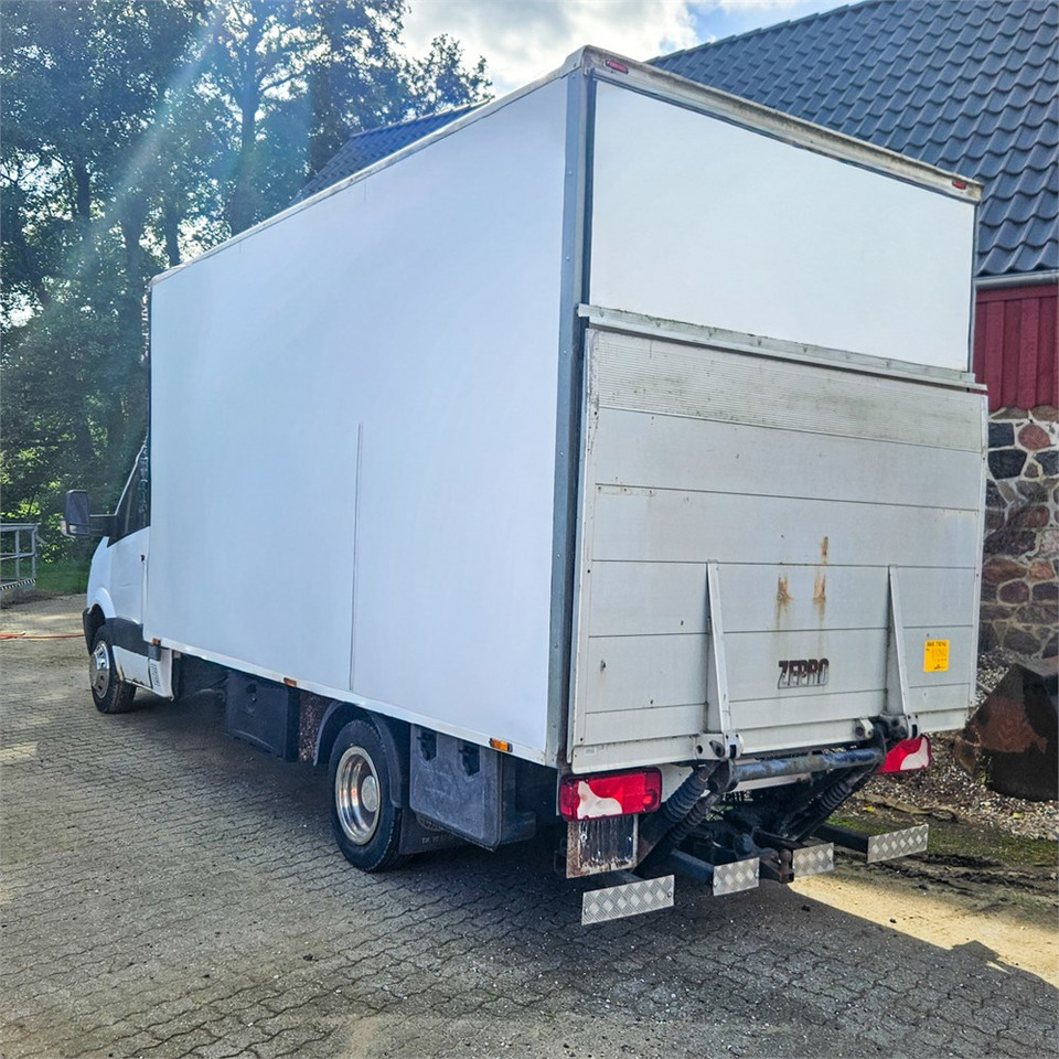 Mercedes Sprinter 515 Cdi - Dobozos kisteherautó: 3 kép. Mercedes Sprinter 515 Cdi - Dobozos kisteherautó: 3 kép.