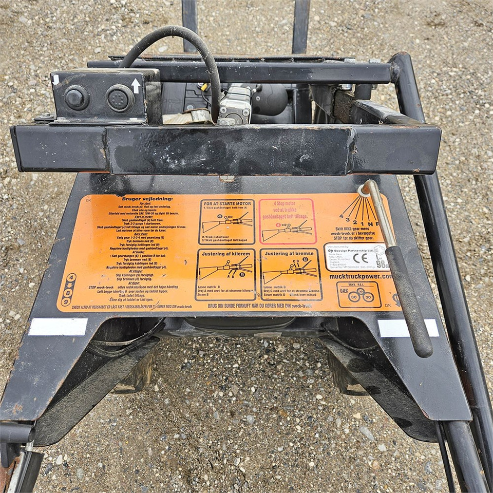 Minidömper Muck-Truck Multilift: 11 kép. Minidömper Muck-Truck Multilift: 11 kép.