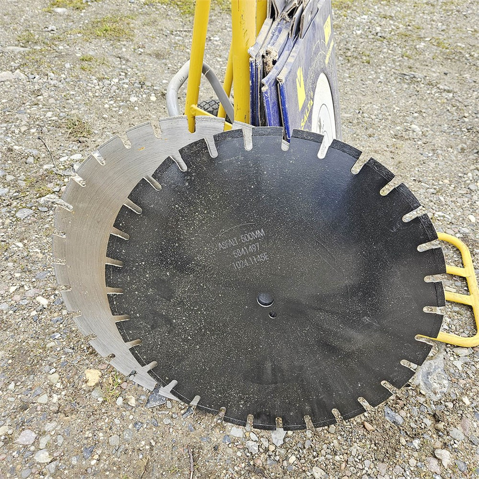 Minidömper Muck-Truck Multilift: 34 kép. Minidömper Muck-Truck Multilift: 34 kép.