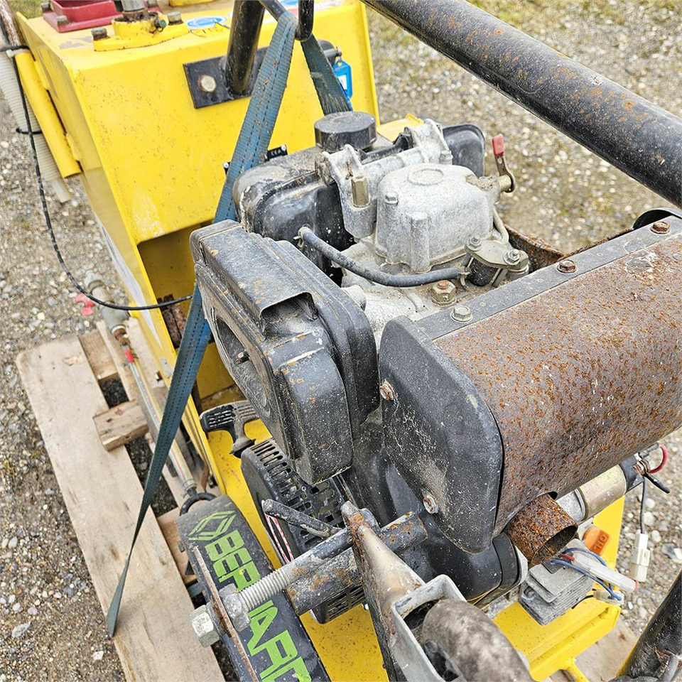 Minidömper Muck-Truck Multilift: 42 kép. Minidömper Muck-Truck Multilift: 42 kép.