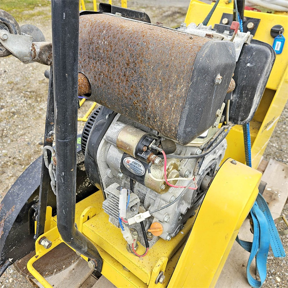 Minidömper Muck-Truck Multilift: 43 kép. Minidömper Muck-Truck Multilift: 43 kép.