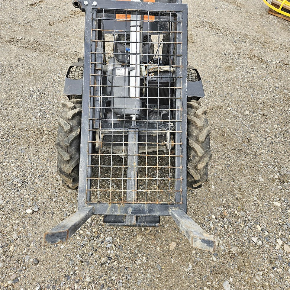 Minidömper Muck-Truck Multilift: 12 kép. Minidömper Muck-Truck Multilift: 12 kép.