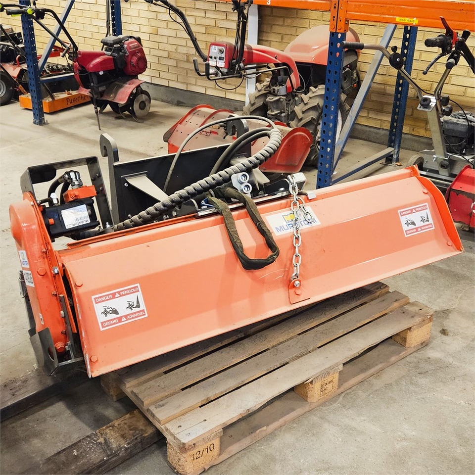 Muratori MZ4S 145 - Talajmaró: 1 kép. Muratori MZ4S 145 - Talajmaró: 1 kép.