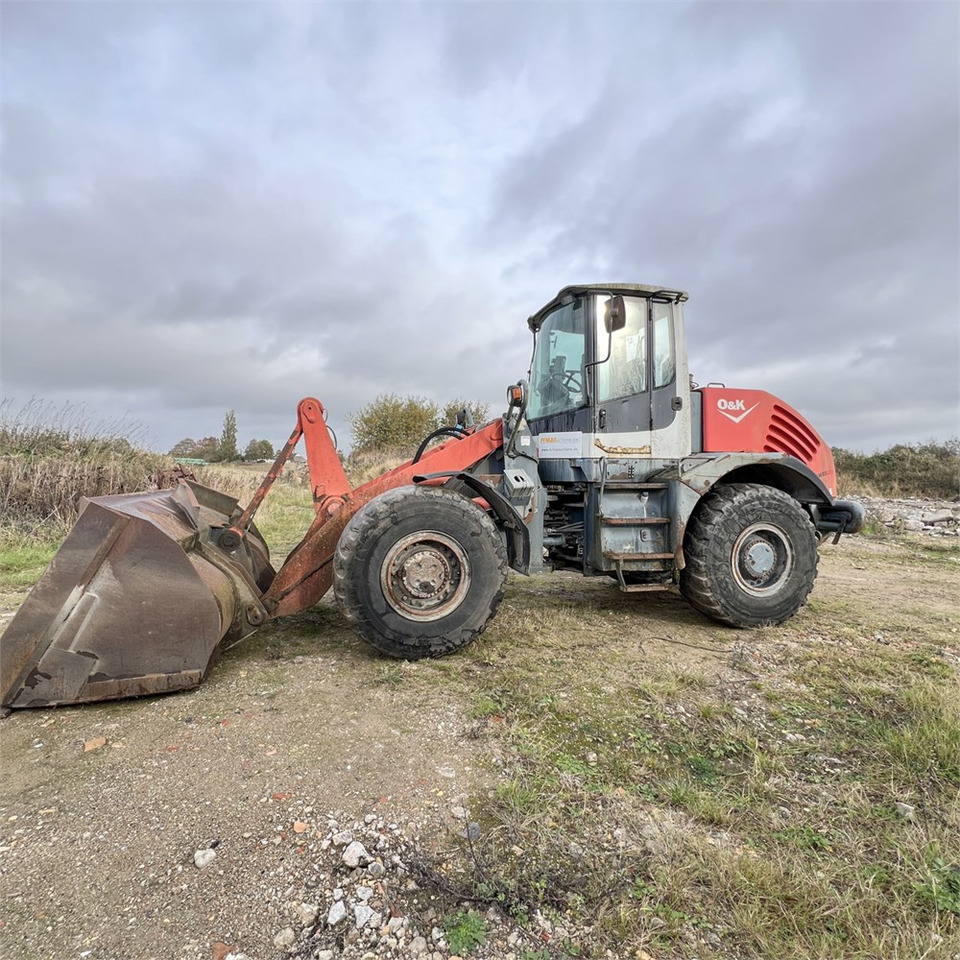 O&K L25.5 - Gumikerekes homlokrakodó: 1 kép. O&K L25.5 - Gumikerekes homlokrakodó: 1 kép.