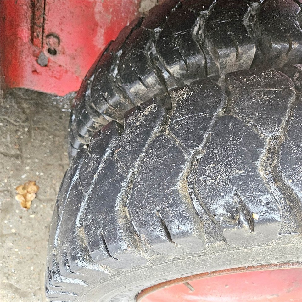 Villás targonca O&K V40: 23 kép. Villás targonca O&K V40: 23 kép.