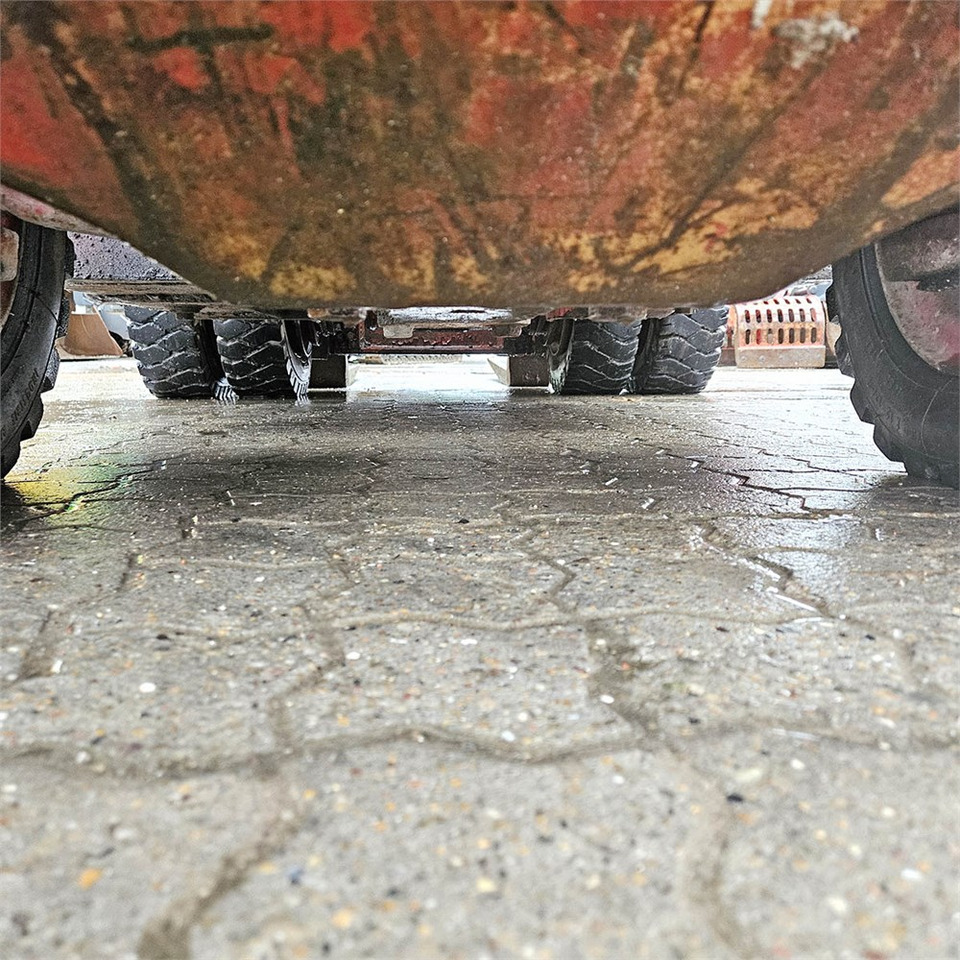 Villás targonca O&K V40: 19 kép. Villás targonca O&K V40: 19 kép.