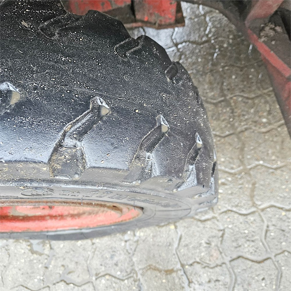 Villás targonca O&K V40: 21 kép. Villás targonca O&K V40: 21 kép.