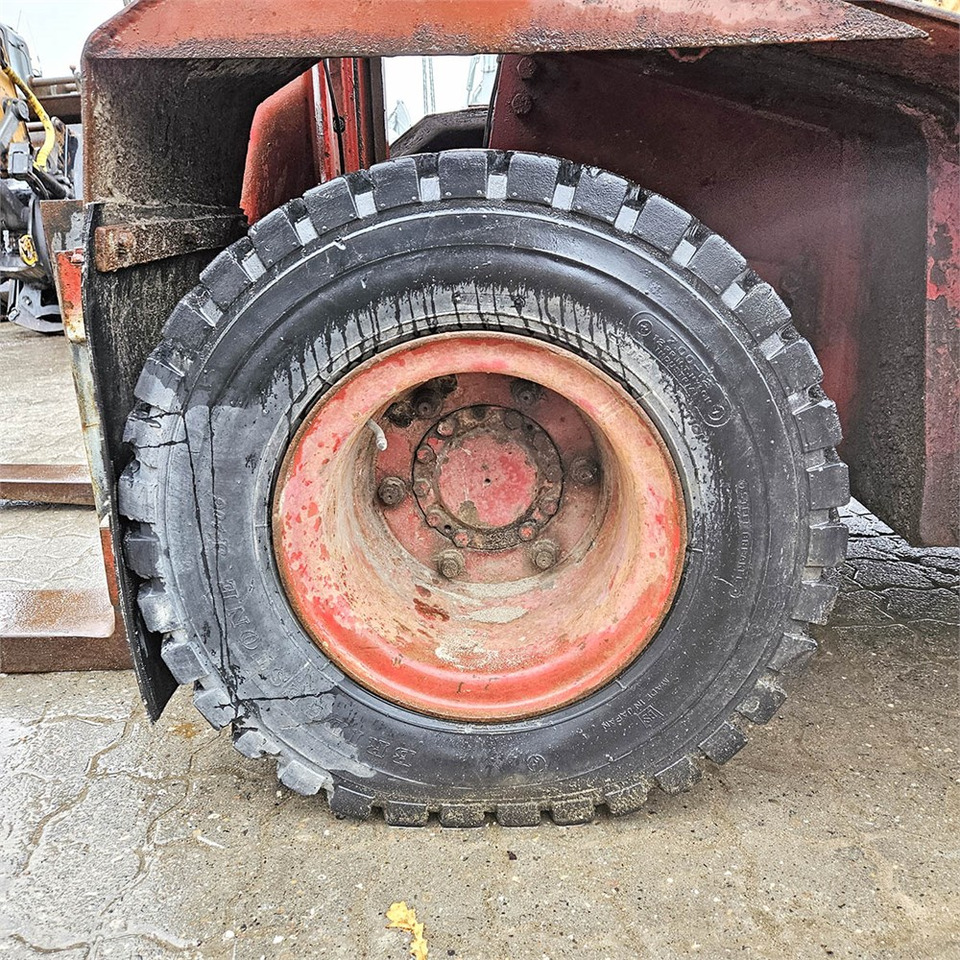 Villás targonca O&K V40: 24 kép. Villás targonca O&K V40: 24 kép.