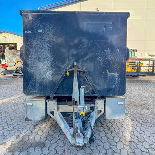 PHV ECE-R13 - Autó utánfutó: 3 kép. PHV ECE-R13 - Autó utánfutó: 3 kép.