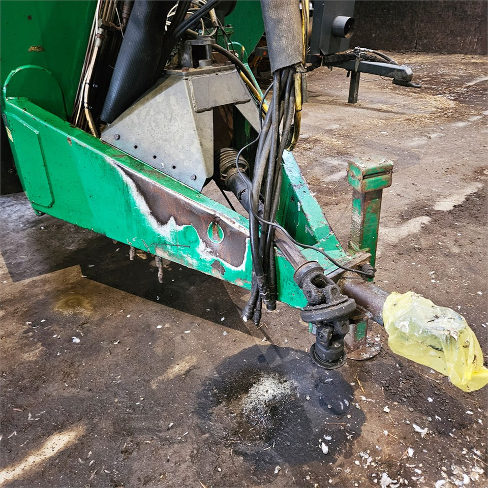 Műtrágyaszóró gép Samson PG20: 19 kép. Műtrágyaszóró gép Samson PG20: 19 kép.