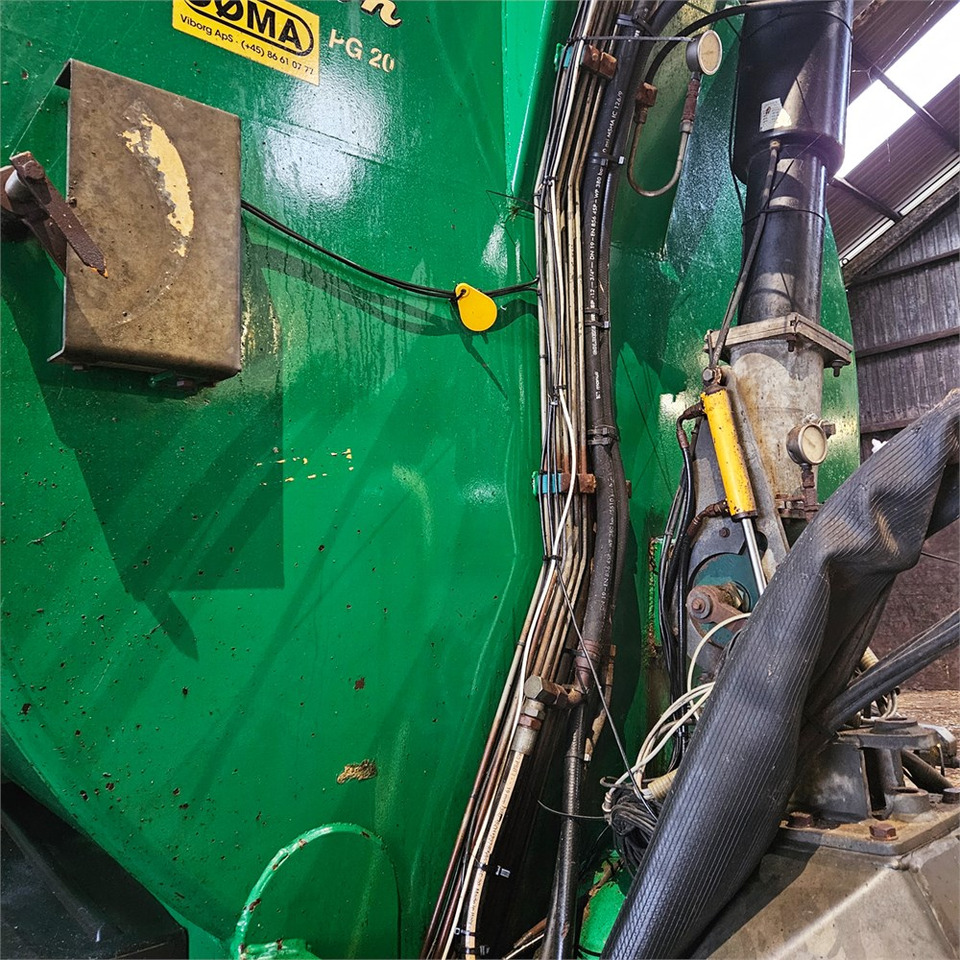 Műtrágyaszóró gép Samson PG20: 20 kép. Műtrágyaszóró gép Samson PG20: 20 kép.