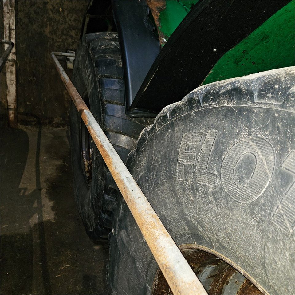 Műtrágyaszóró gép Samson PG20: 42 kép. Műtrágyaszóró gép Samson PG20: 42 kép.