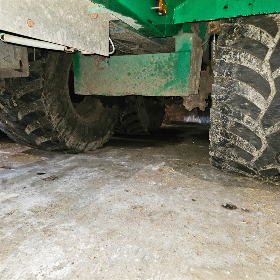 Műtrágyaszóró gép Samson PG20: 30 kép. Műtrágyaszóró gép Samson PG20: 30 kép.