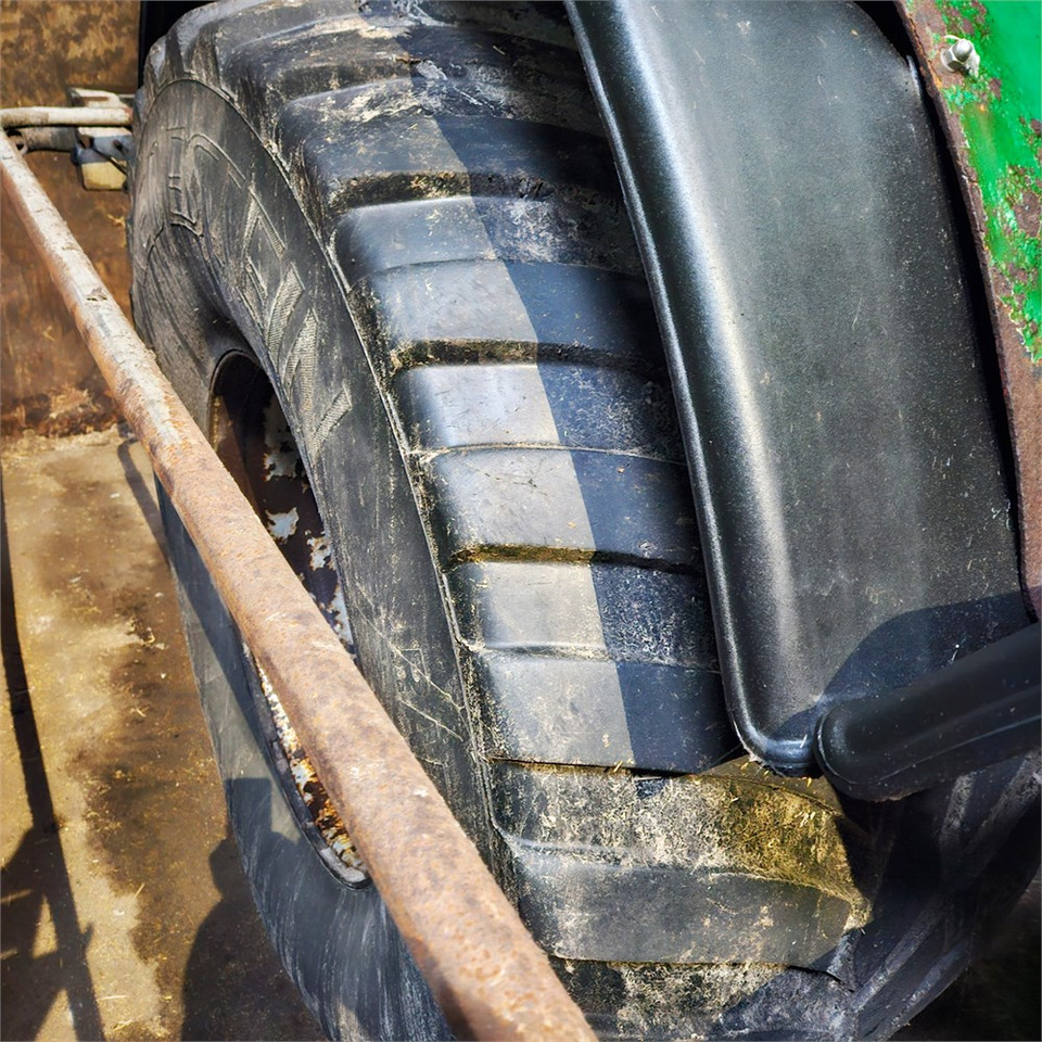 Műtrágyaszóró gép Samson PG20: 17 kép. Műtrágyaszóró gép Samson PG20: 17 kép.