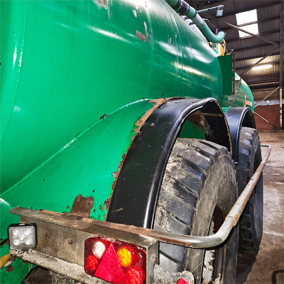 Műtrágyaszóró gép Samson PG20: 12 kép. Műtrágyaszóró gép Samson PG20: 12 kép.