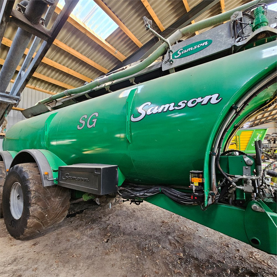 Samson SG23 - Műtrágyaszóró gép: 5 kép. Samson SG23 - Műtrágyaszóró gép: 5 kép.