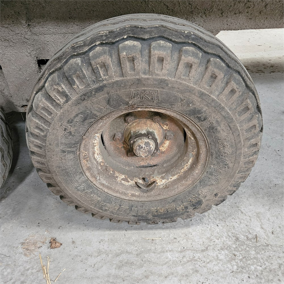 Mezőgazdasági billenőpótkocsi Scan-Agro STBT 11: 16 kép. Mezőgazdasági billenőpótkocsi Scan-Agro STBT 11: 16 kép.