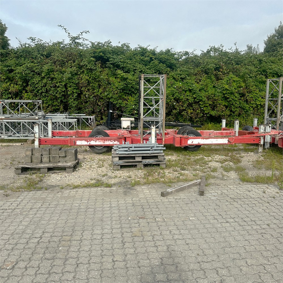 Scanclimber Chassis - Emelő: 1 kép. Scanclimber Chassis - Emelő: 1 kép.