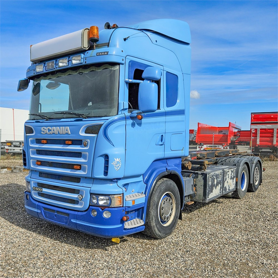 Scania R500 - Cserefelépítményes teherautó: 1 kép. Scania R500 - Cserefelépítményes teherautó: 1 kép.