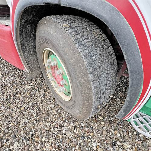 Dobozos felépítményű teherautó Scania R500: 42 kép.