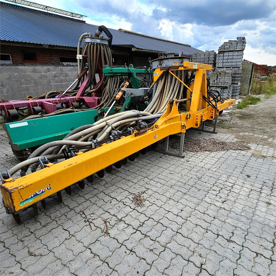 ..Select Make L 4450 - Műtrágyaszóró gép: 1 kép. ..Select Make L 4450 - Műtrágyaszóró gép: 1 kép.